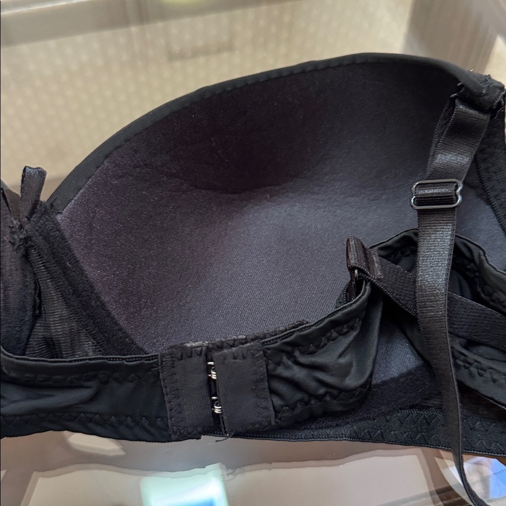 Bra - Picture 3 of 3